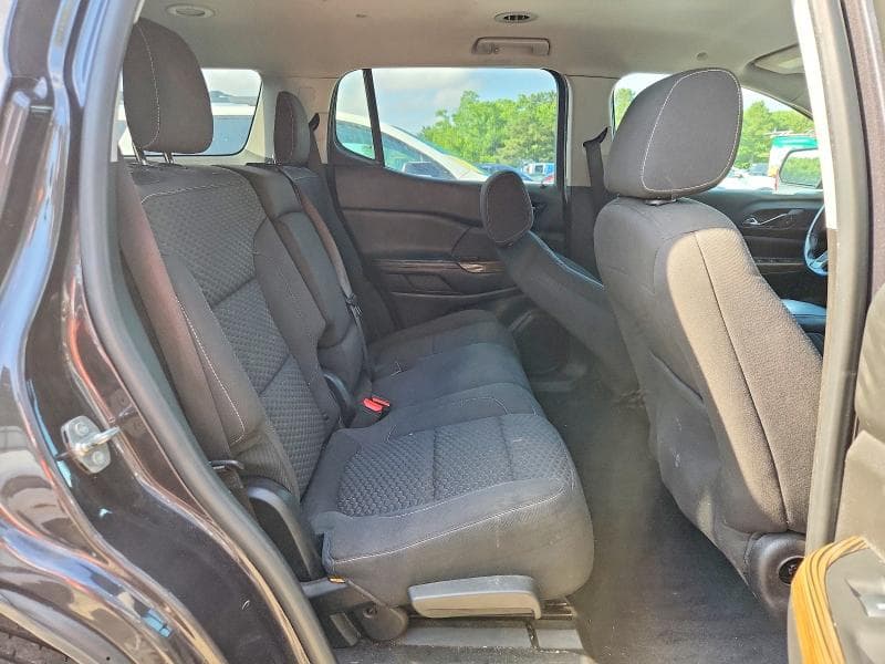2017 GMC ACADIA SLE 11
