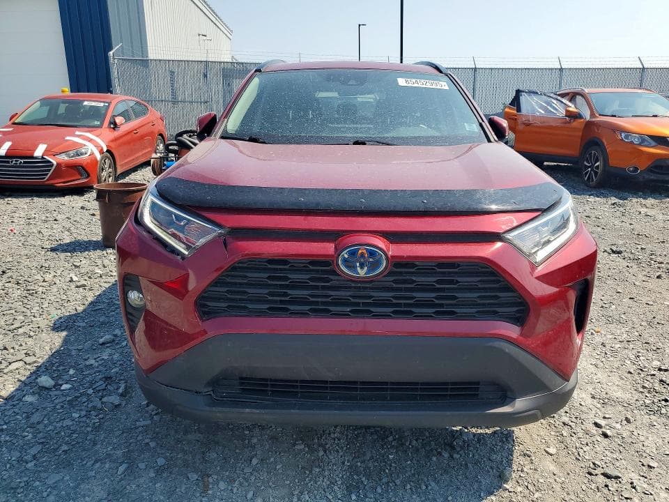 2021 TOYOTA RAV4 XLE 5