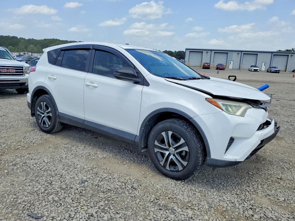 2018 TOYOTA RAV4 LE 4