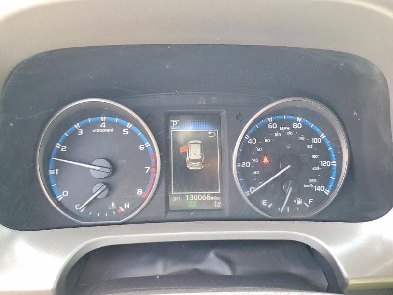 2018 TOYOTA RAV4 LE 9