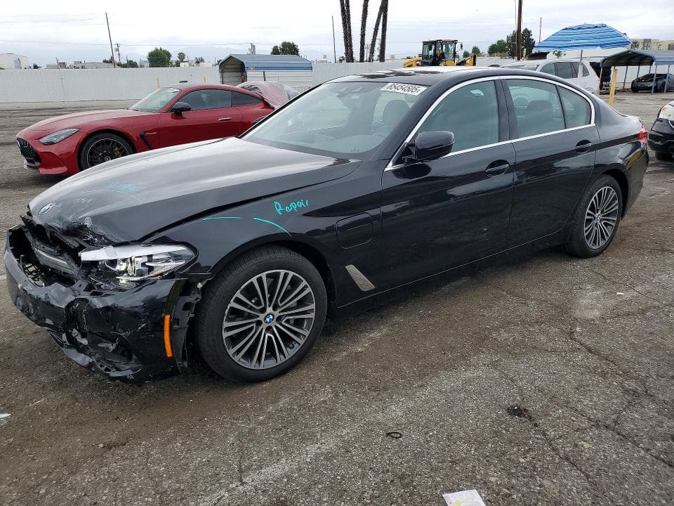 2020 BMW 530E - 1