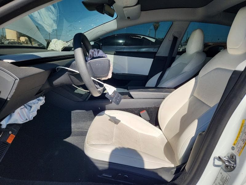2025 TESLA MODEL 3 7