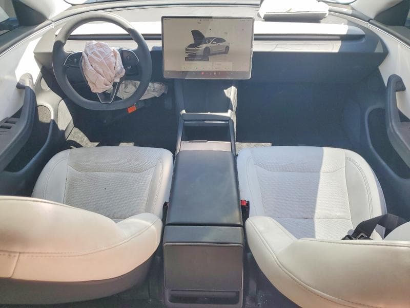 2025 TESLA MODEL 3 8