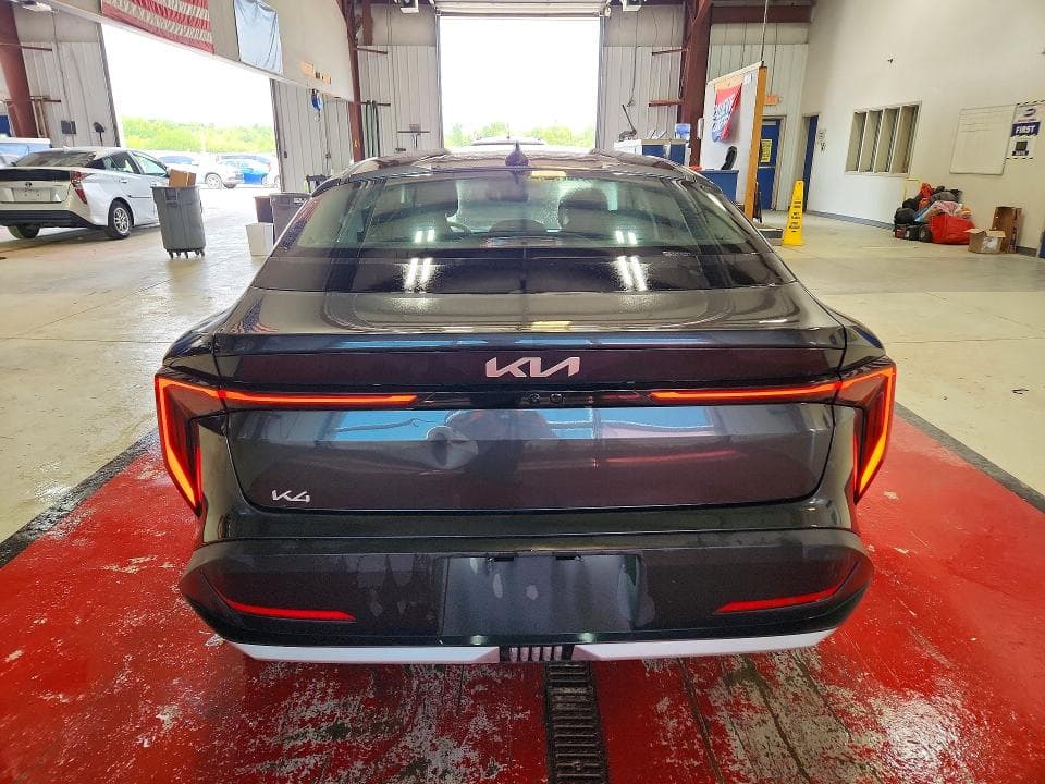 2025 KIA K4 LXS 6