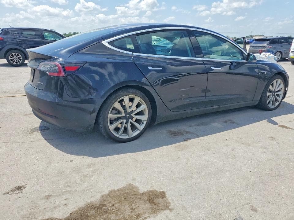 2020 TESLA MODEL 3 3