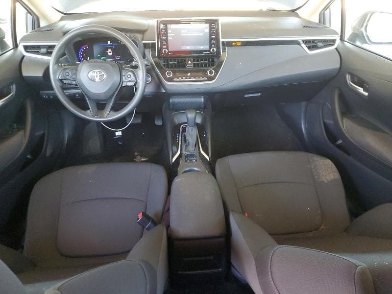 2021 TOYOTA COROLLA LE 8