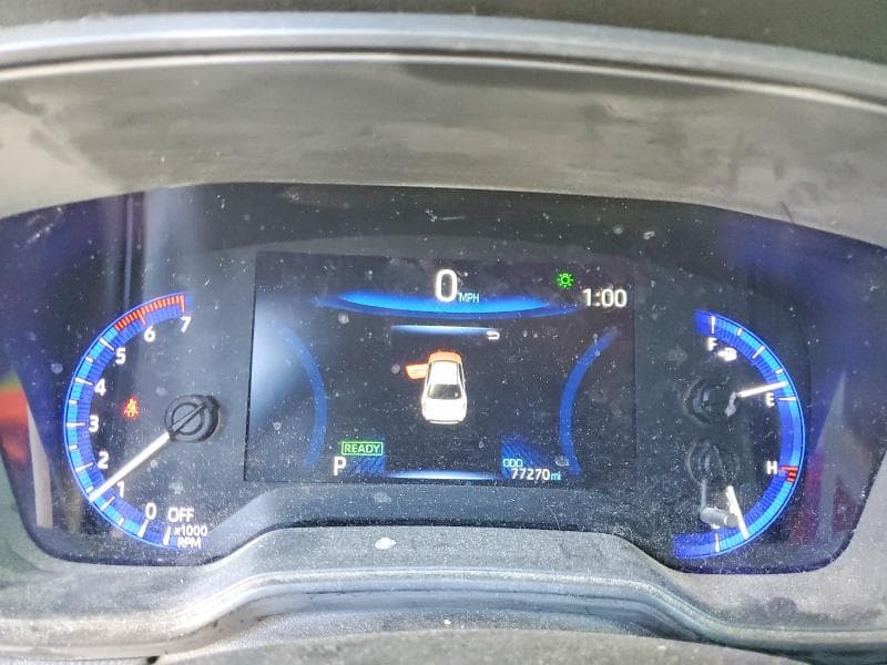 2021 TOYOTA COROLLA LE 9