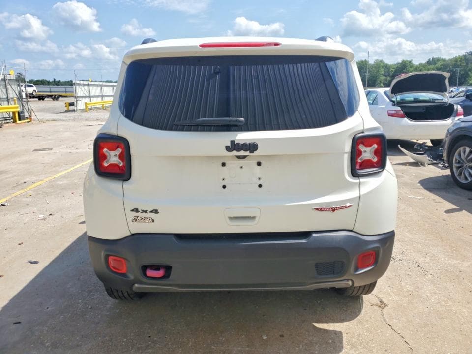2019 JEEP RENEGADE TRAILHAWK 6