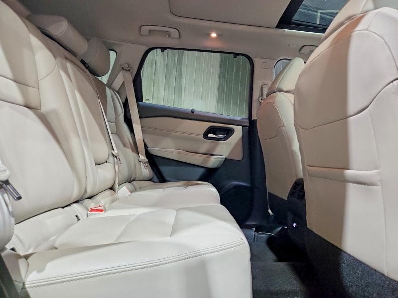 2023 NISSAN ROGUE SL 11