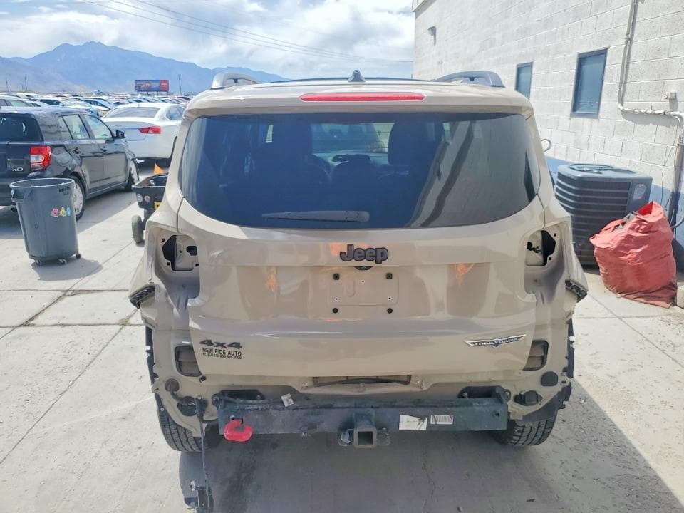 2017 JEEP RENEGADE TRAILHAWK TRAILHAWK 6