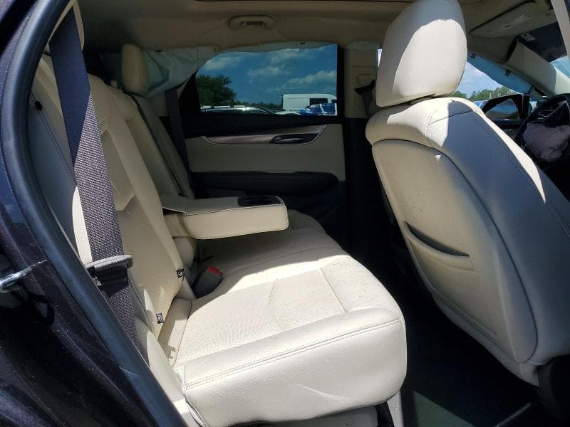 2018 CADILLAC XT5 LUXURY 11