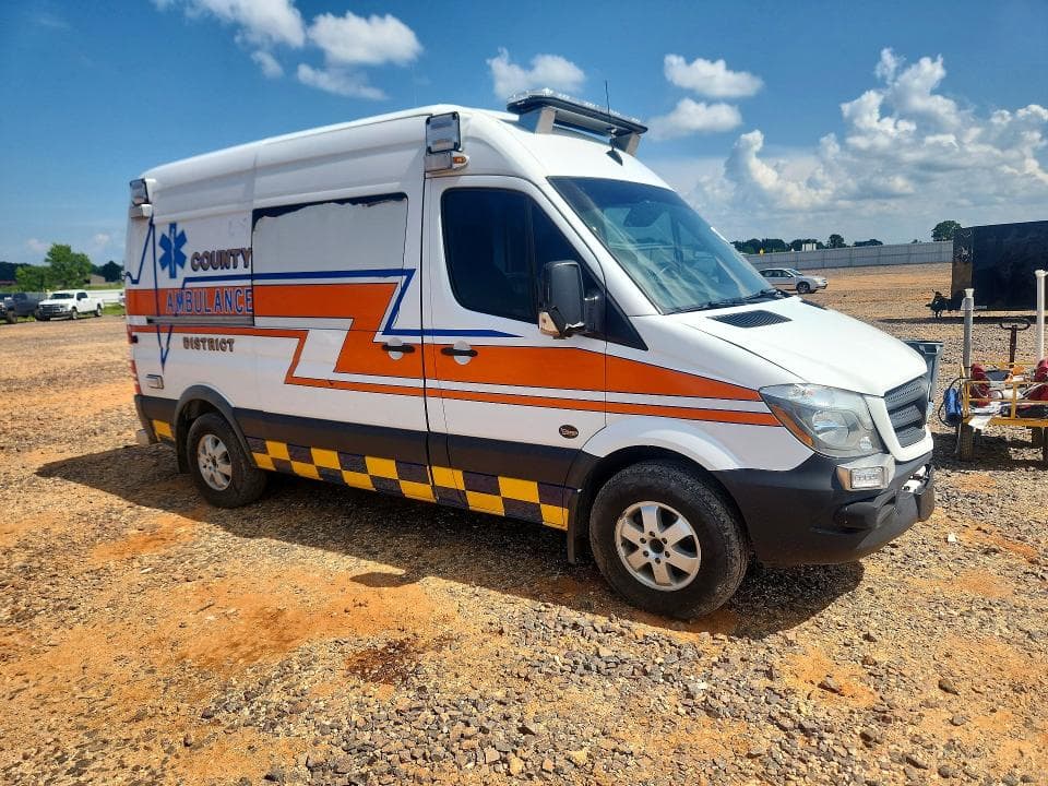 2017 MERCEDES-BENZ SPRINTER 2500 AMBULANCE 4