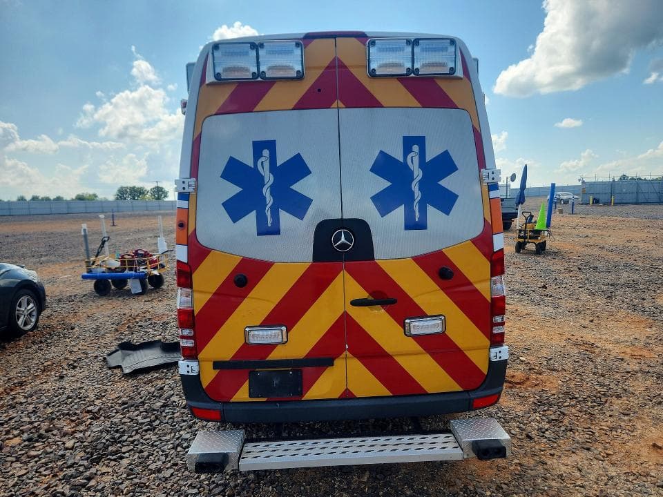 2017 MERCEDES-BENZ SPRINTER 2500 AMBULANCE 6