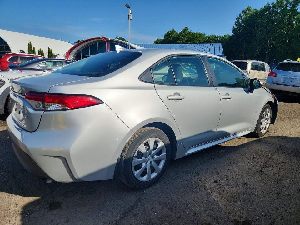 2024 TOYOTA COROLLA LE 3
