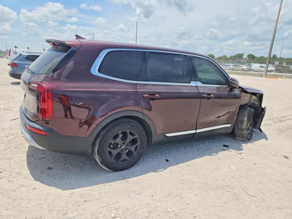 2022 KIA TELLURIDE LX 3