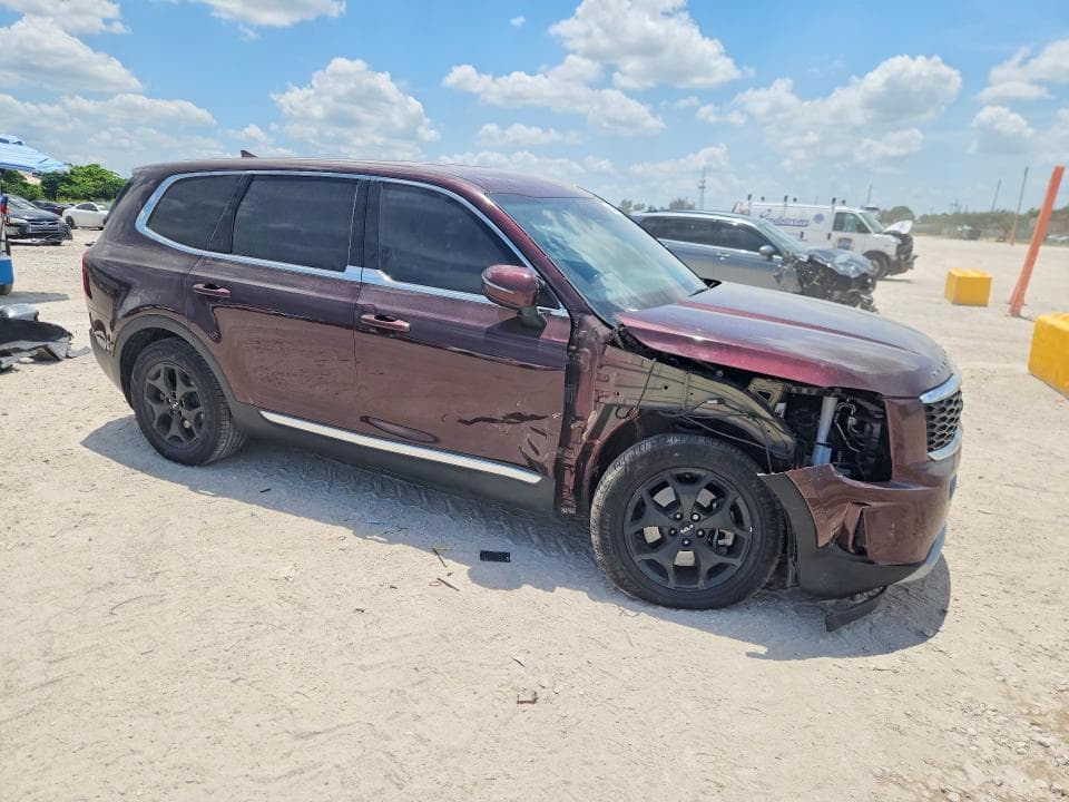 2022 KIA TELLURIDE LX 4