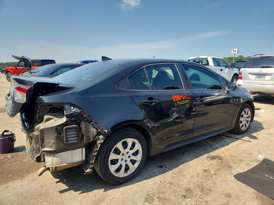 2021 TOYOTA COROLLA LE LE 3