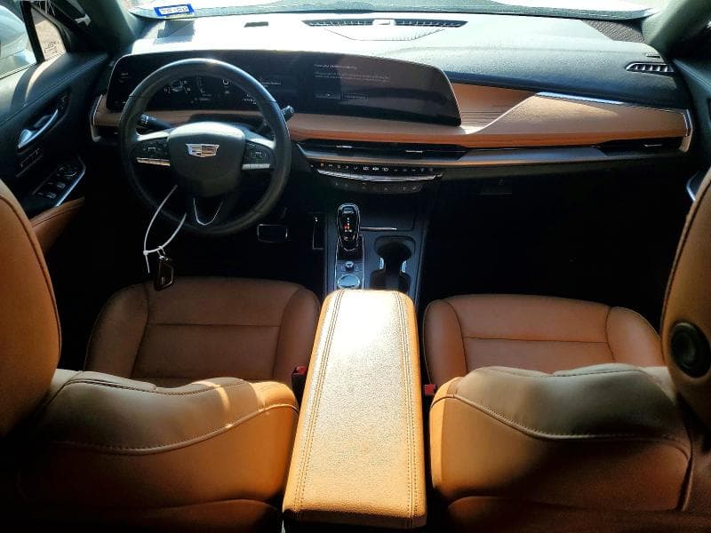 2024 CADILLAC XT4 SPORT 8