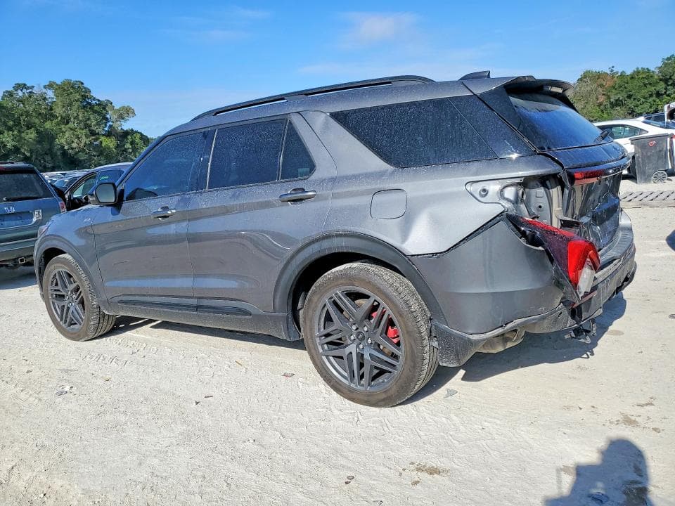 2025 FORD EXPLORER ST-LINE 2