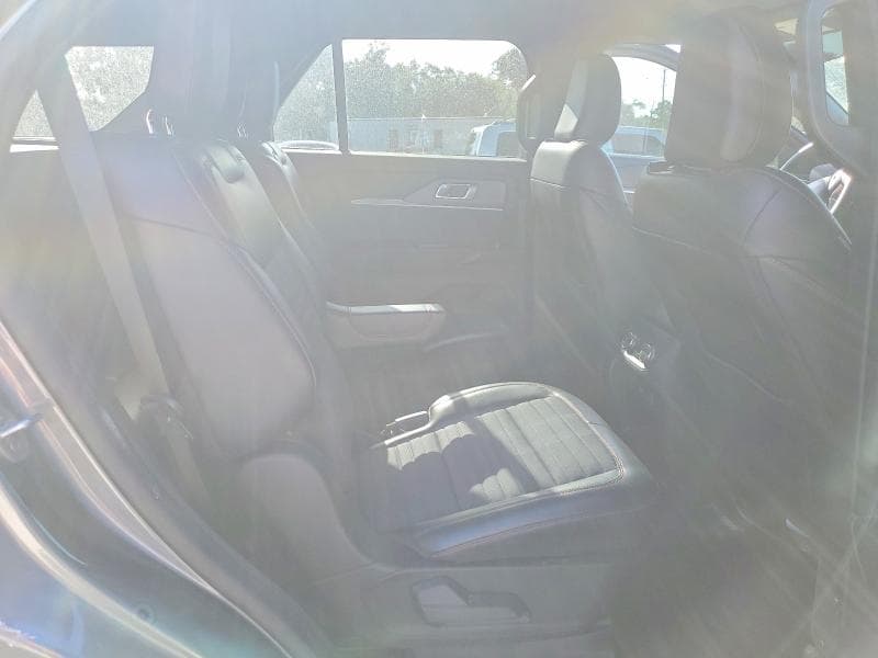 2025 FORD EXPLORER ST-LINE 11