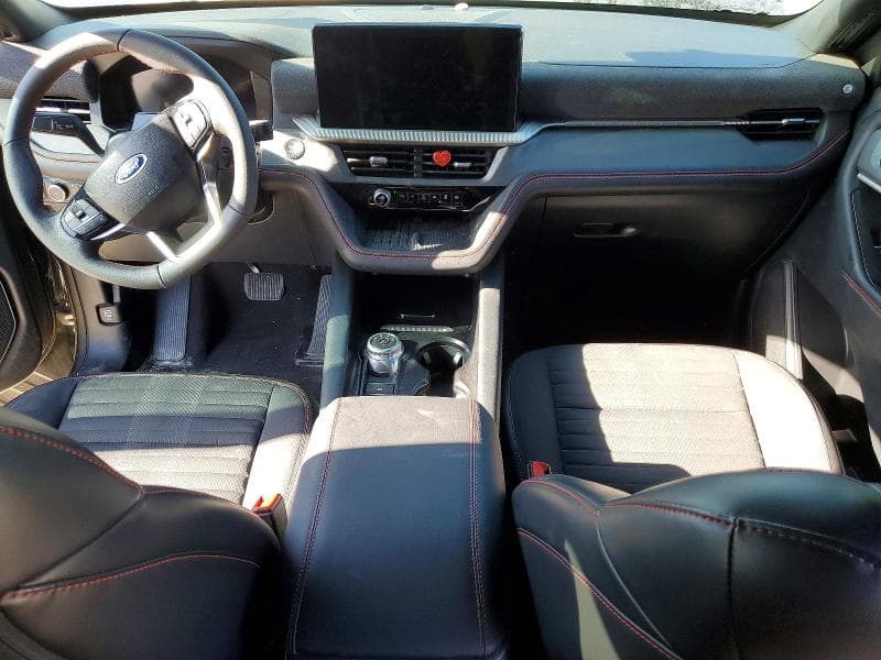 2025 FORD EXPLORER ST-LINE 8
