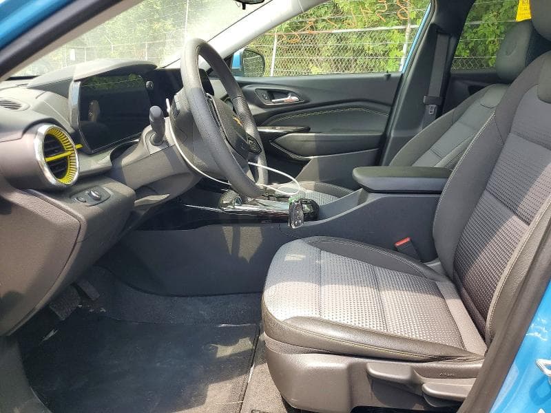 2025 CHEVROLET TRAX 1LT 7