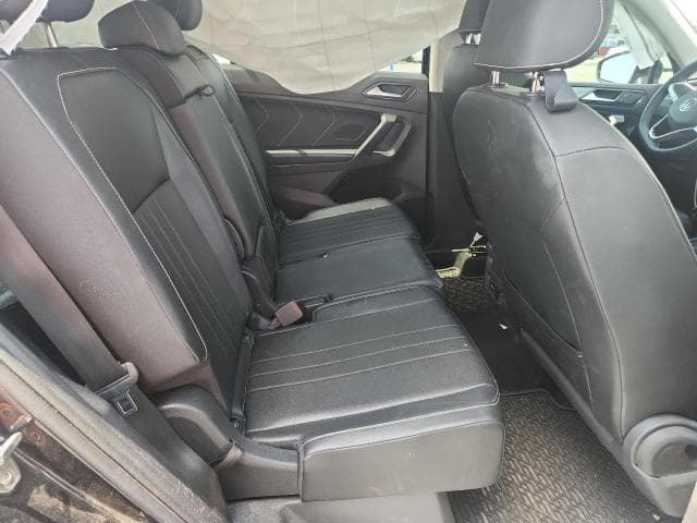 2023 VOLKSWAGEN TIGUAN SE 11