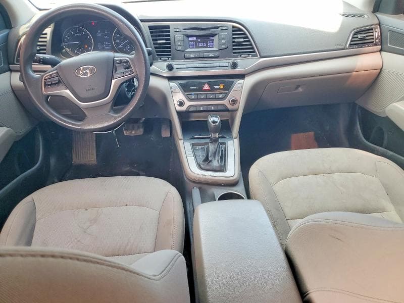 2017 HYUNDAI ELANTRA SE 8