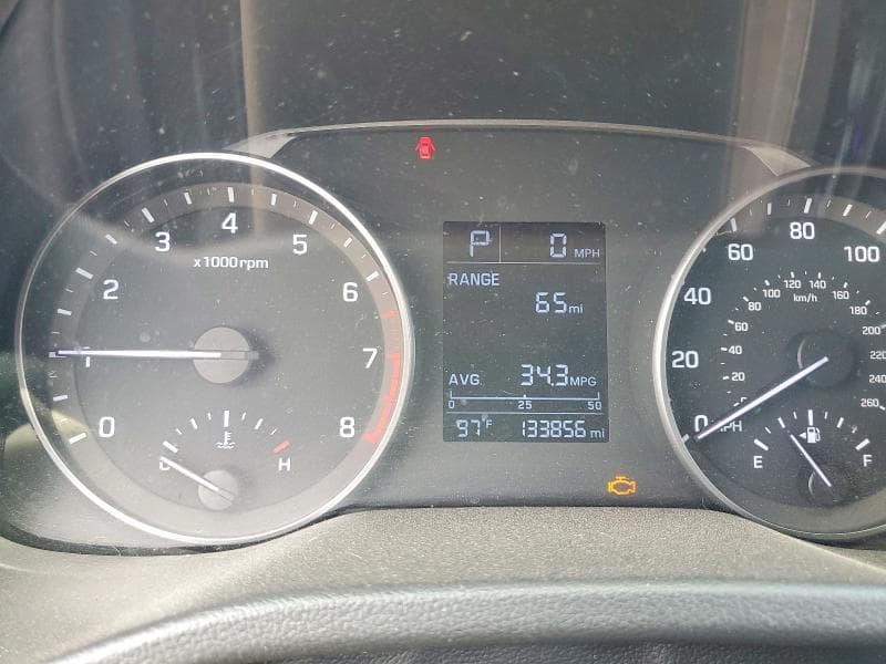 2017 HYUNDAI ELANTRA SE 9