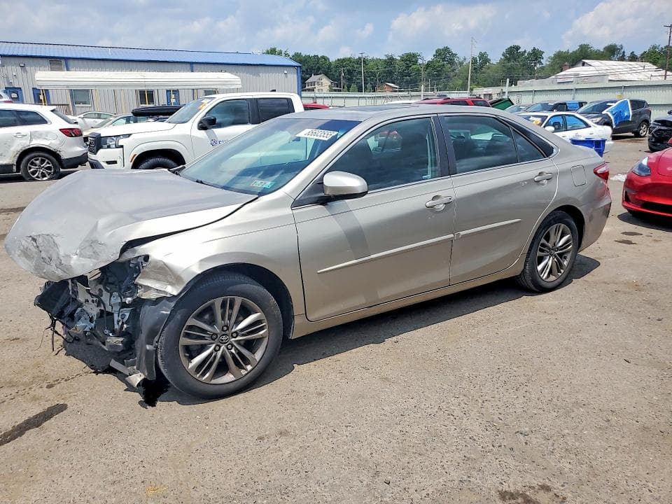 2017 TOYOTA CAMRY SE - 1