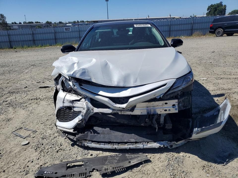 2021 TOYOTA CAMRY XSE 5