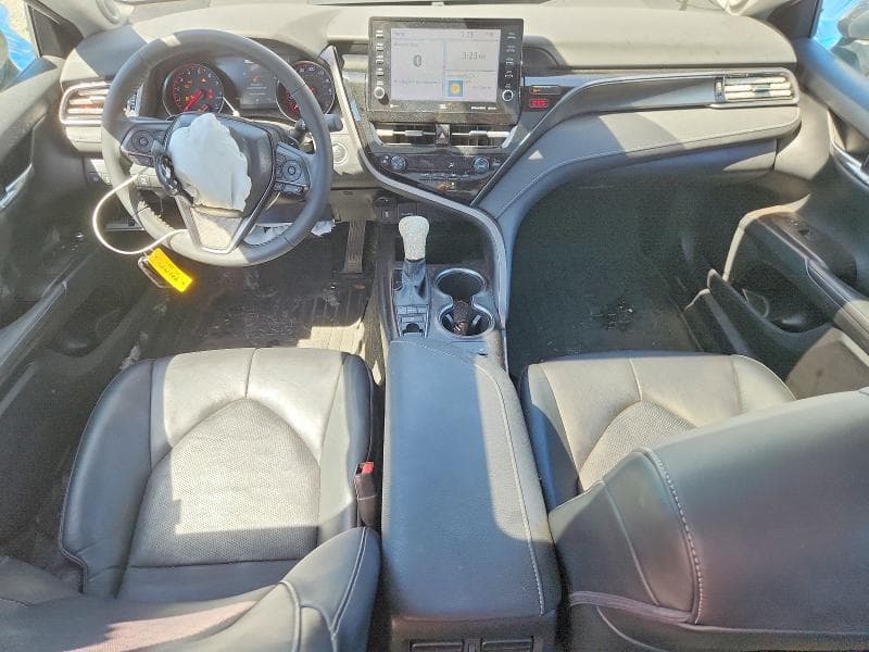 2021 TOYOTA CAMRY XSE 8