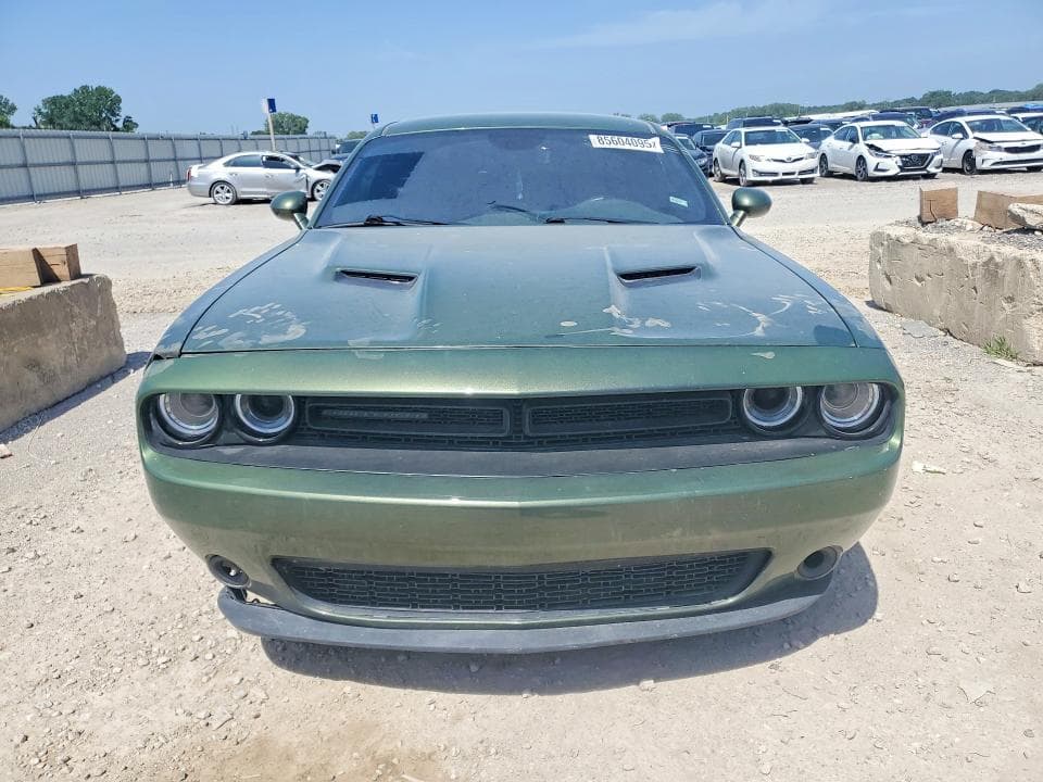 2018 DODGE CHALLENGER SXT 5