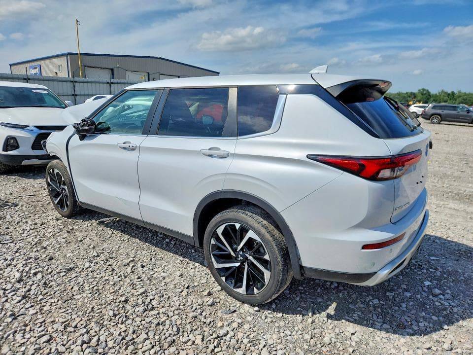 2024 MITSUBISHI OUTLANDER SE SE 2