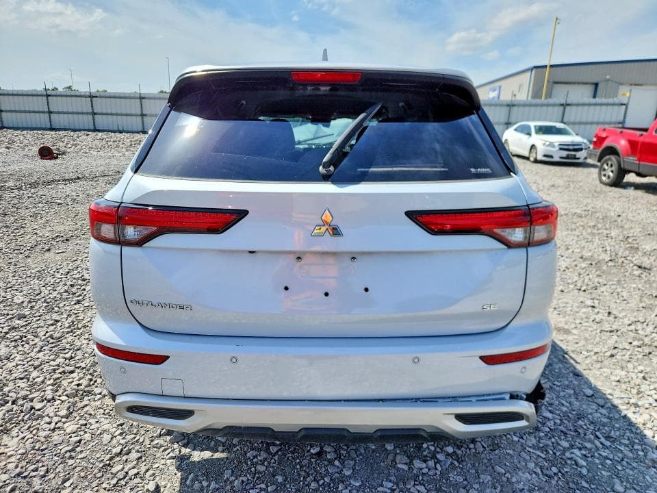 2024 MITSUBISHI OUTLANDER SE SE 6