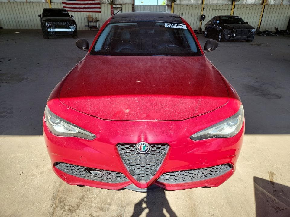 2018 ALFA ROMEO GIULIA TI 5