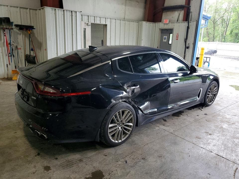 2018 KIA STINGER BASE BASE 3