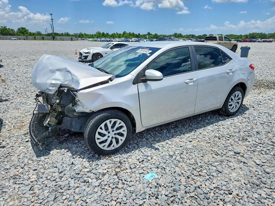 2017 TOYOTA COROLLA LE - 1