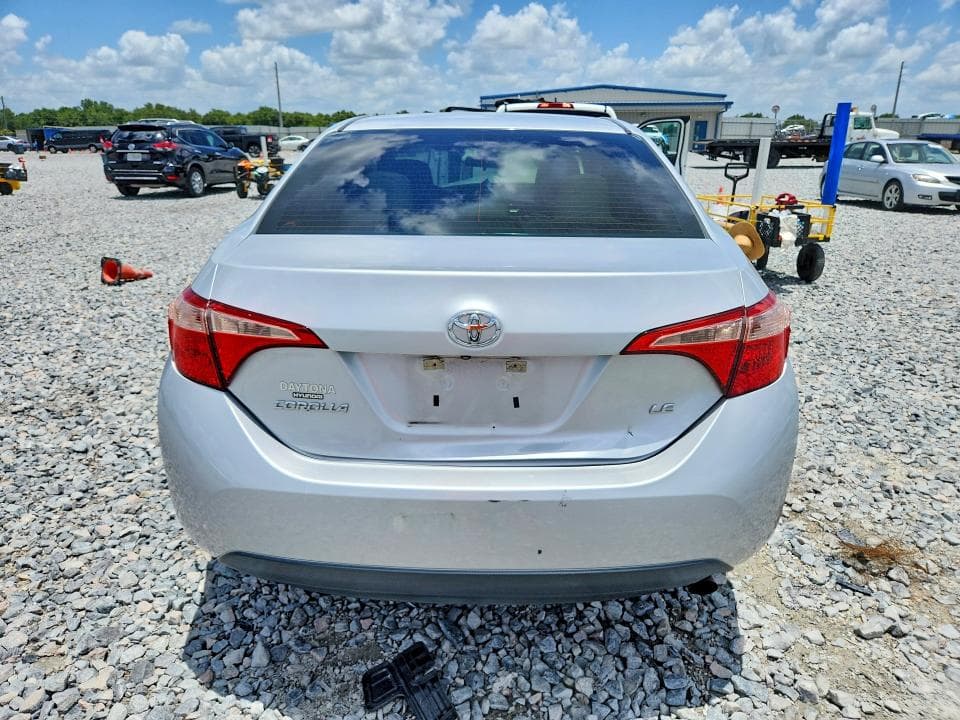 2017 TOYOTA COROLLA LE 6