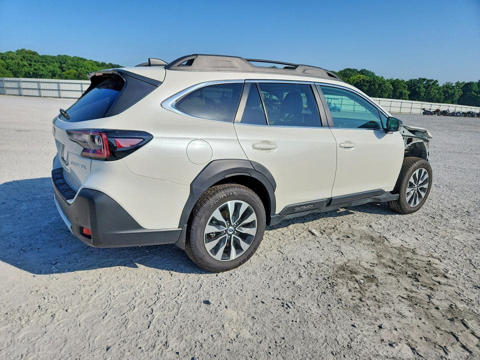 2025 SUBARU OUTBACK LIMITED 3