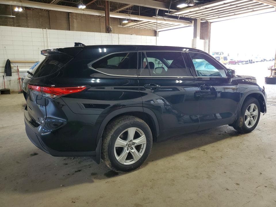 2020 TOYOTA HIGHLANDER LE 3