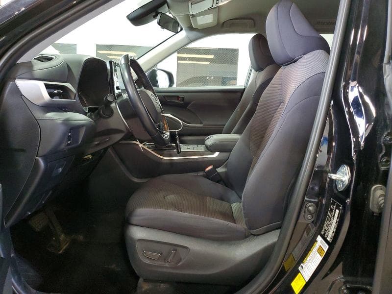 2020 TOYOTA HIGHLANDER LE 7