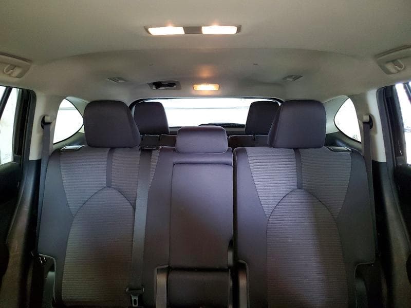 2020 TOYOTA HIGHLANDER LE 10