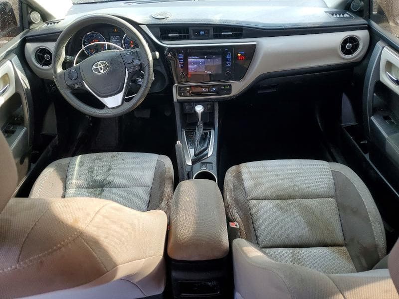 2018 TOYOTA COROLLA LE 8