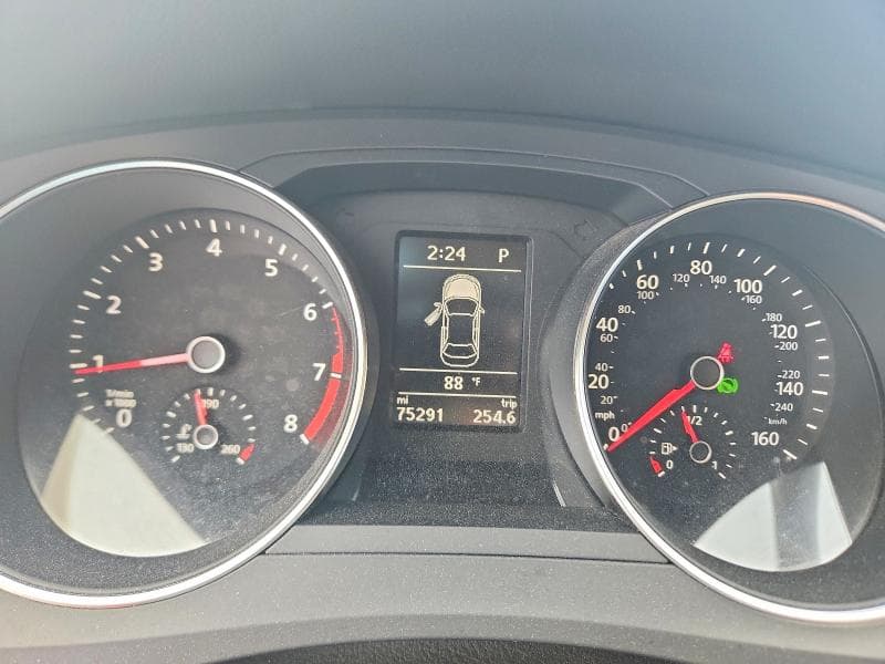 2017 VOLKSWAGEN JETTA SE 9