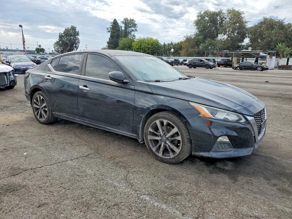 2019 NISSAN ALTIMA S 4
