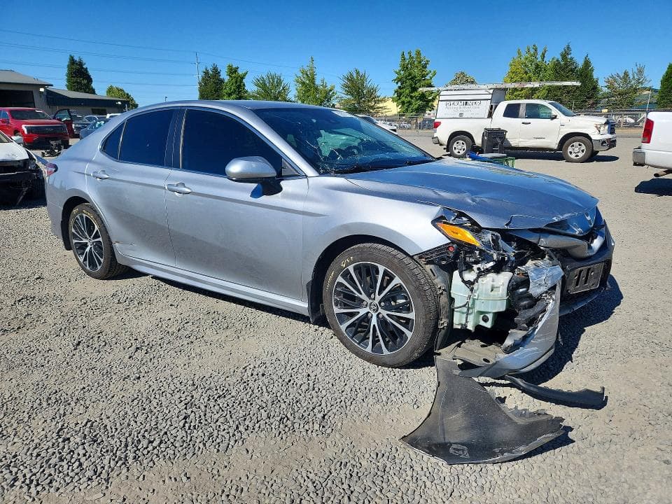2020 TOYOTA CAMRY SE SE 4