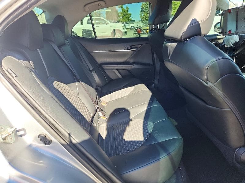 2020 TOYOTA CAMRY SE SE 10