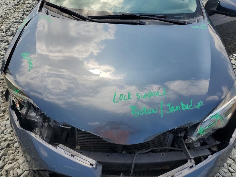 2019 TOYOTA COROLLA LE 11