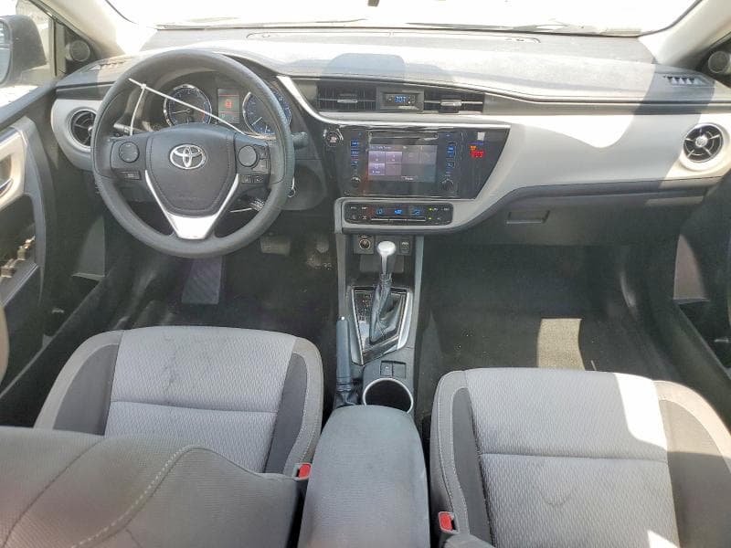 2019 TOYOTA COROLLA LE 8